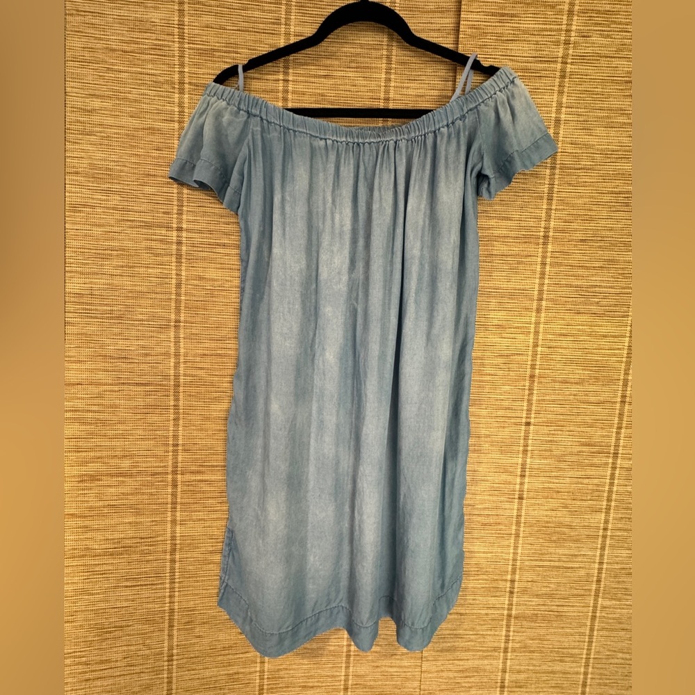 Cloth and stone denim off the shoulder women’s dress size small